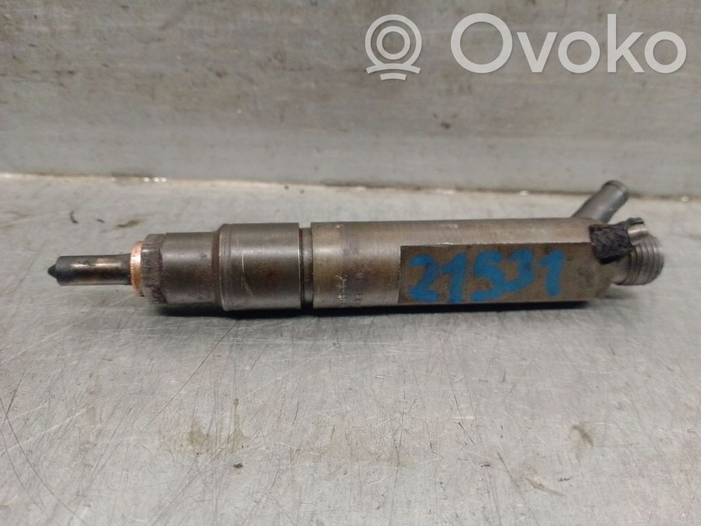 Audi A4 S4 B5 8D Iniettore 