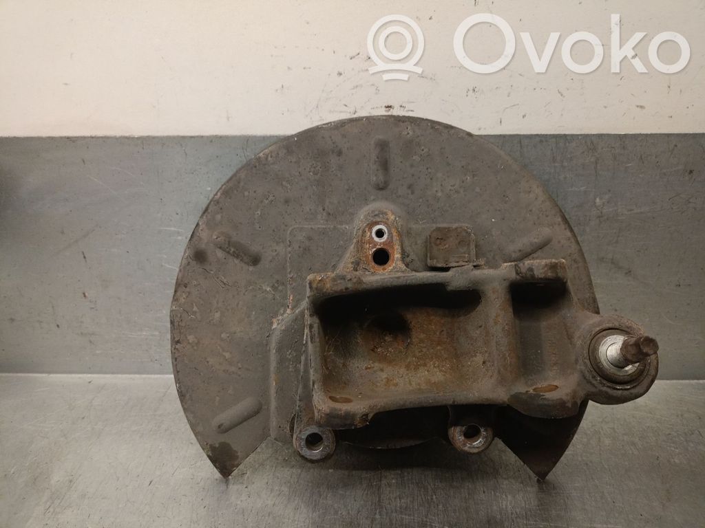 Alfa Romeo 147 Pivot de moyeu arrière