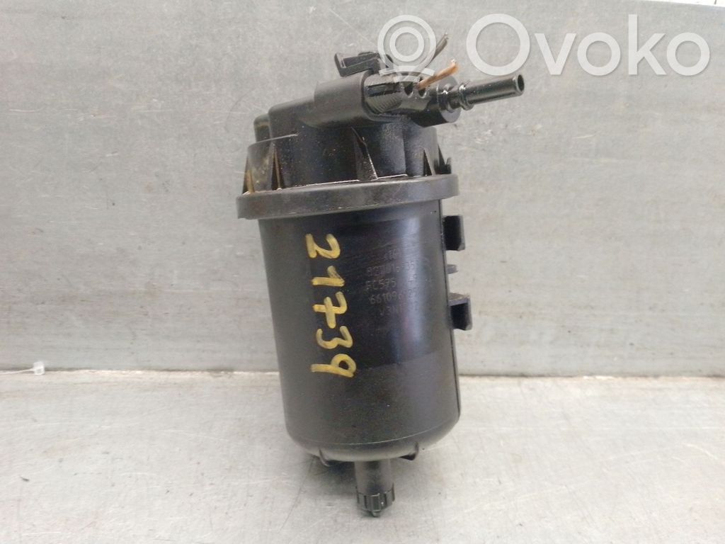 Renault Megane II Fuel tank mounting bracket 