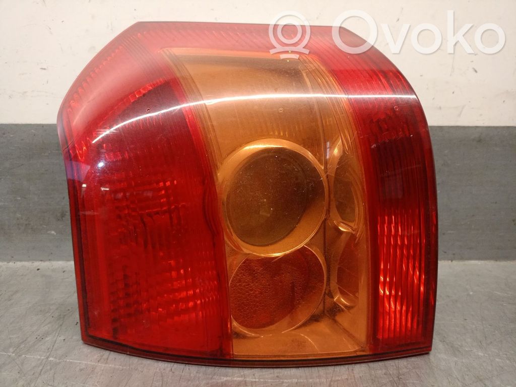 Toyota Corolla Verso E121 Luci posteriori