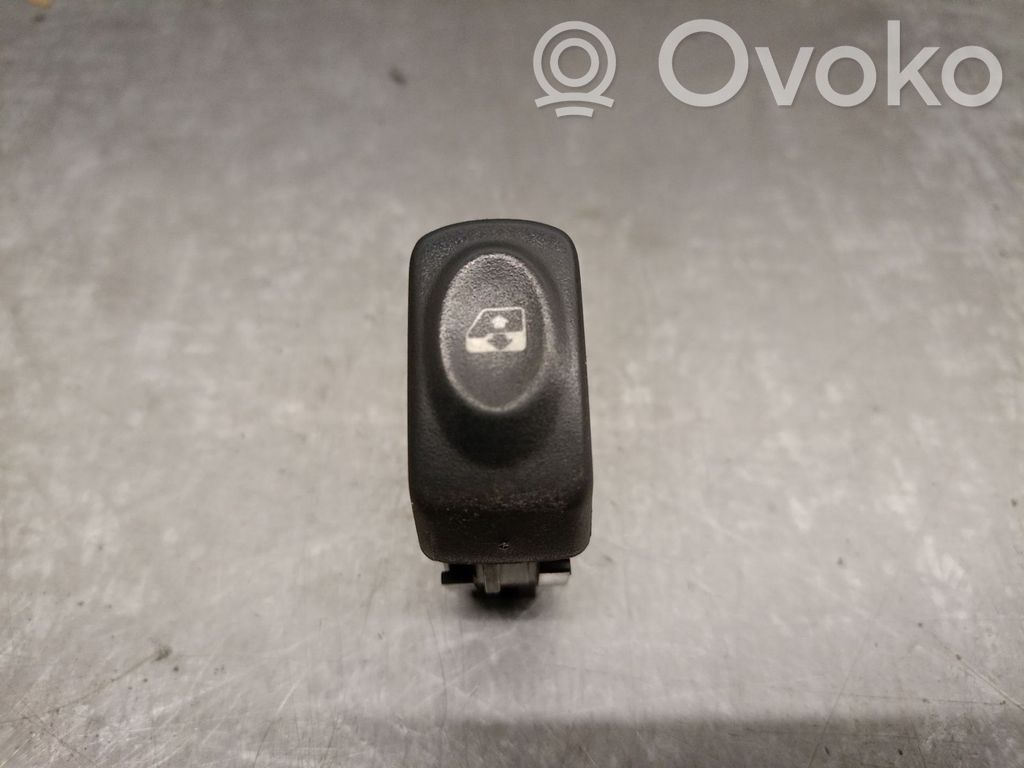 Renault Megane I Electric window control switch 
