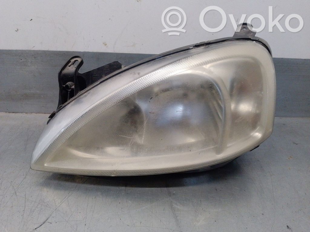 Opel Corsa C Priekinis žibintas 