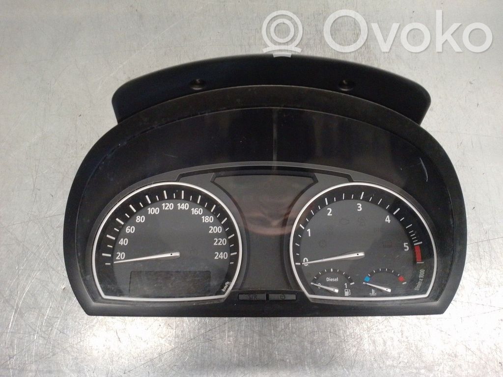 BMW X3 E83 Speedometer (instrument cluster) 