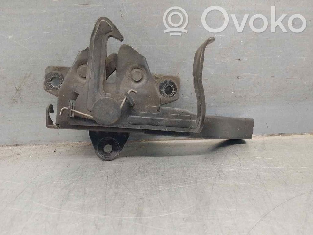 SsangYong Rodius Tie down hook / loop 