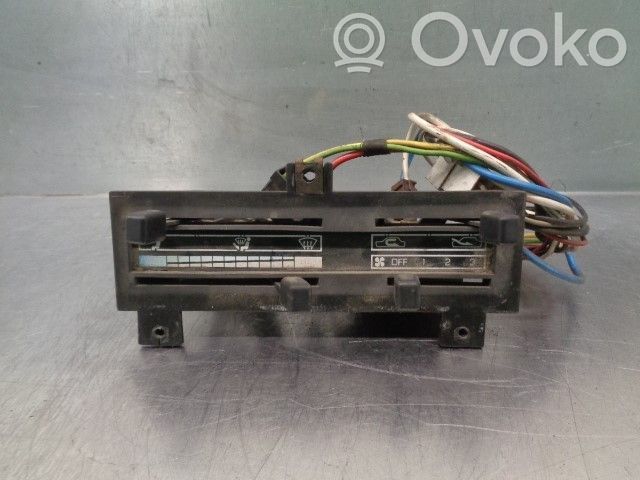 Nissan Vanette Unidad de control/módulo del aire acondicionado 