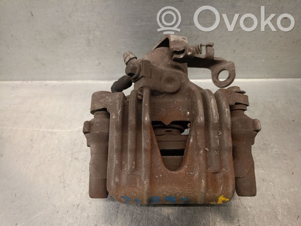 Opel Zafira A Tylny zacisk hamulcowy 