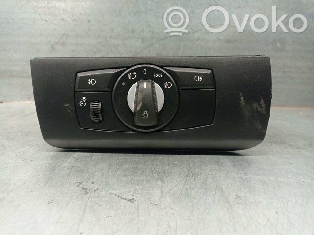 Interruptor de control del panel de luces   9134726,33610201