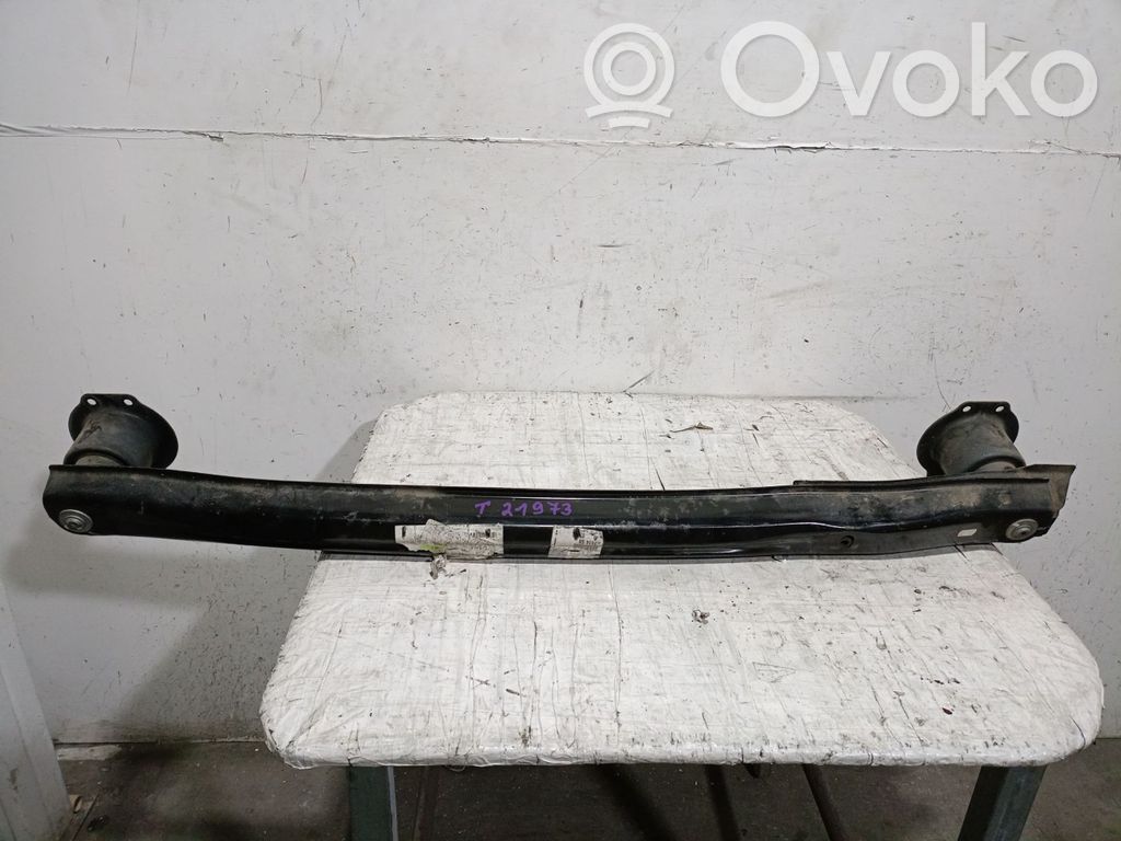 Citroen C5 Etupuskurin kannake 