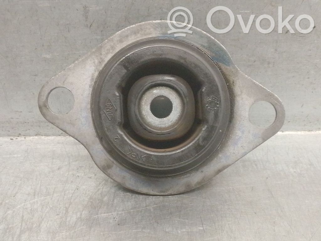 Renault Twingo II Engine mount bracket 