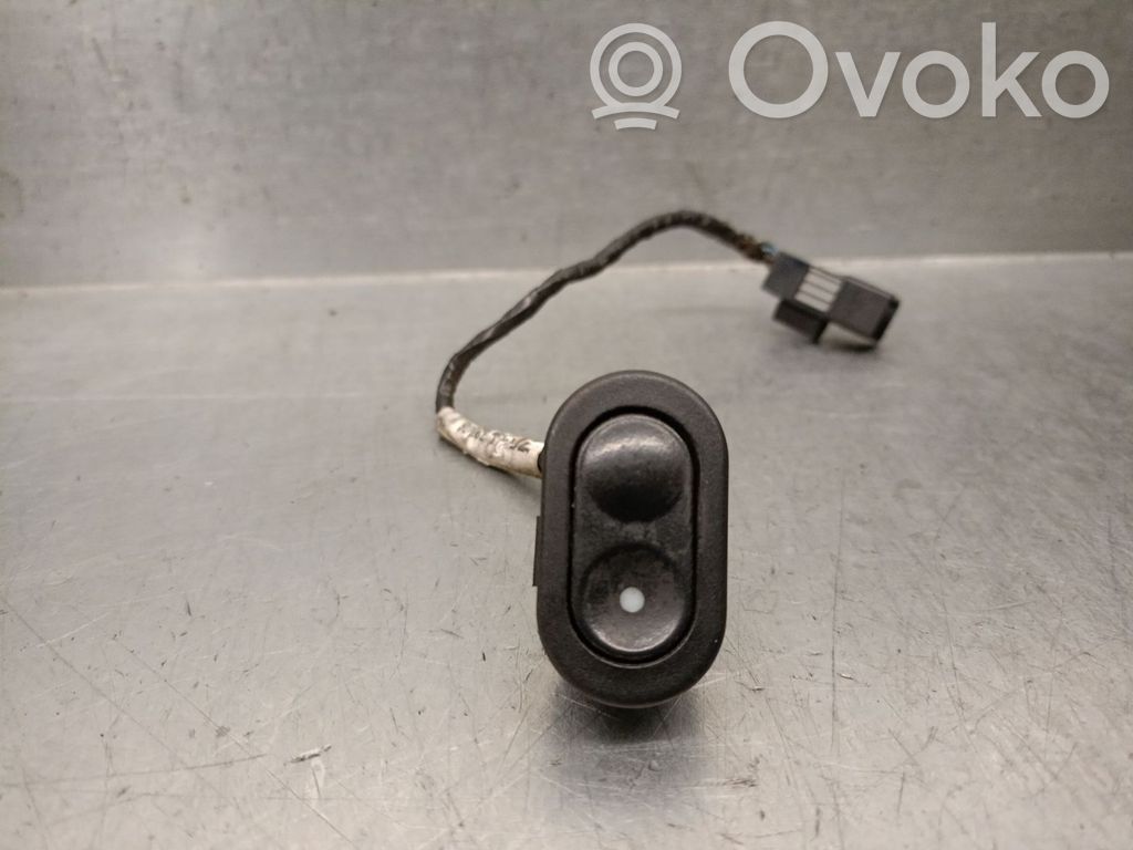 Opel Corsa B Electric window control switch 