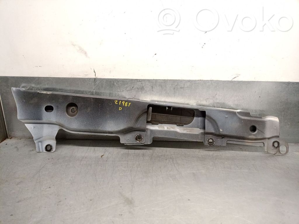 Uchwyt / Mocowanie zderzaka przedniego   HY3216150AB,LR105082