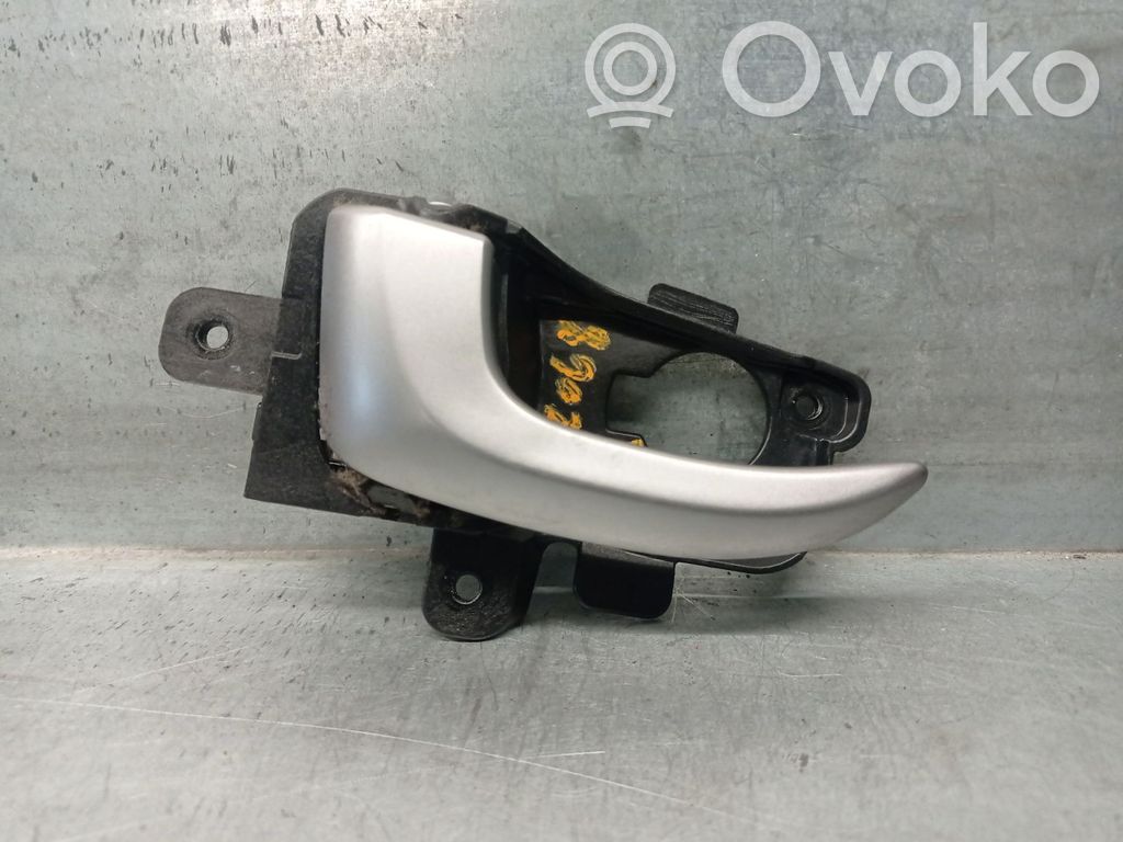 Hyundai i30 Manecilla interna puerta trasera 
