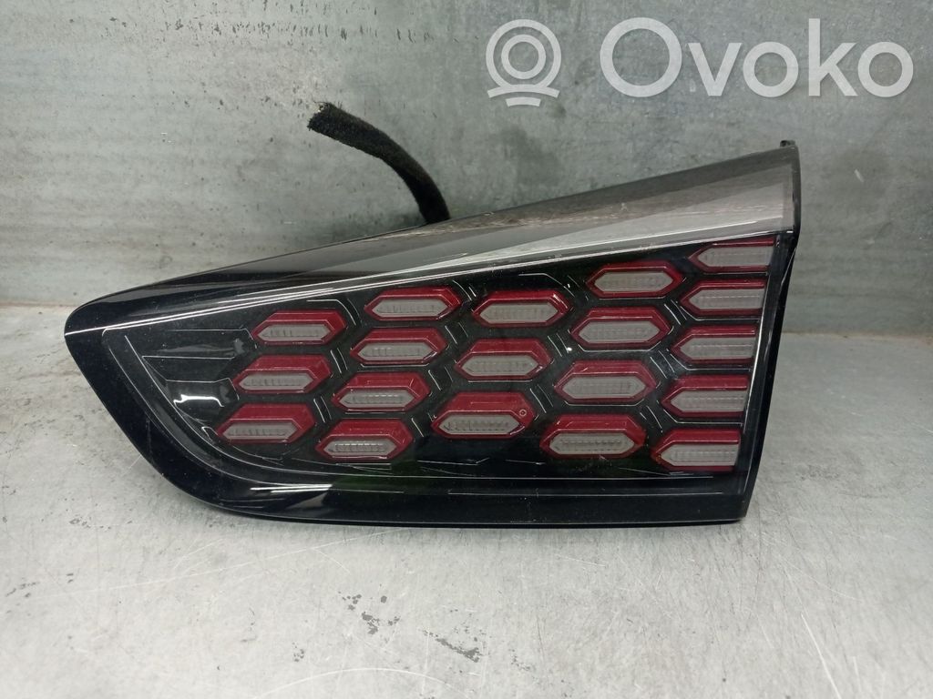 KIA Xceed Luz trasera/de freno 