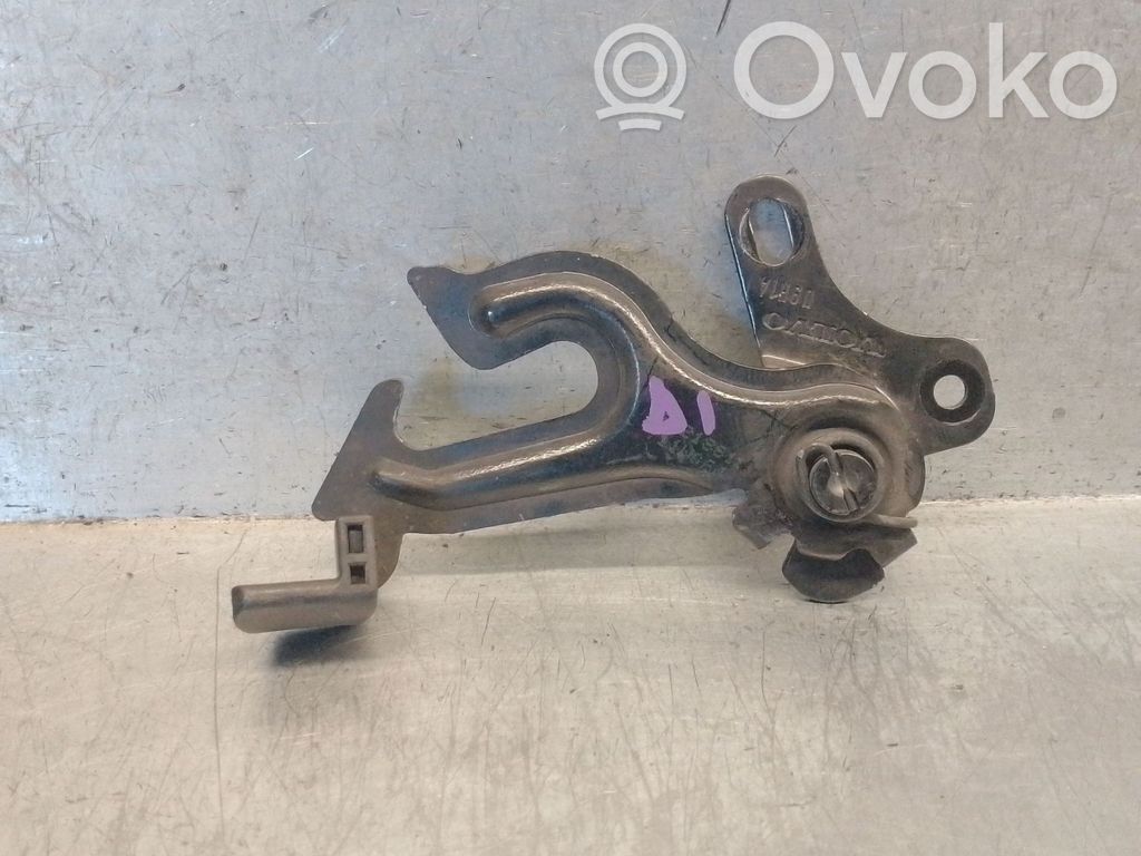 Volvo V60 Kiinnityskoukku/-silmukka 