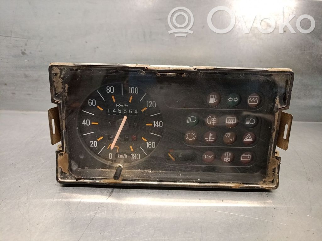 Renault Express Speedometer (instrument cluster) 