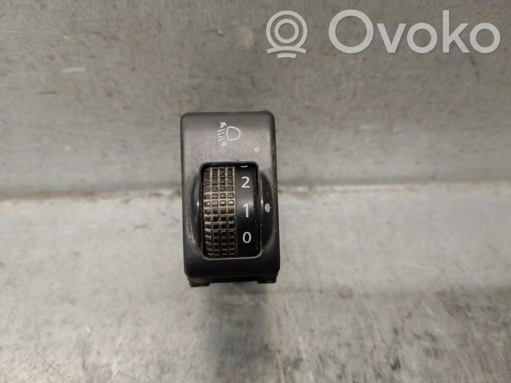 Nissan NV200 Interruptor de control del panel de luces 