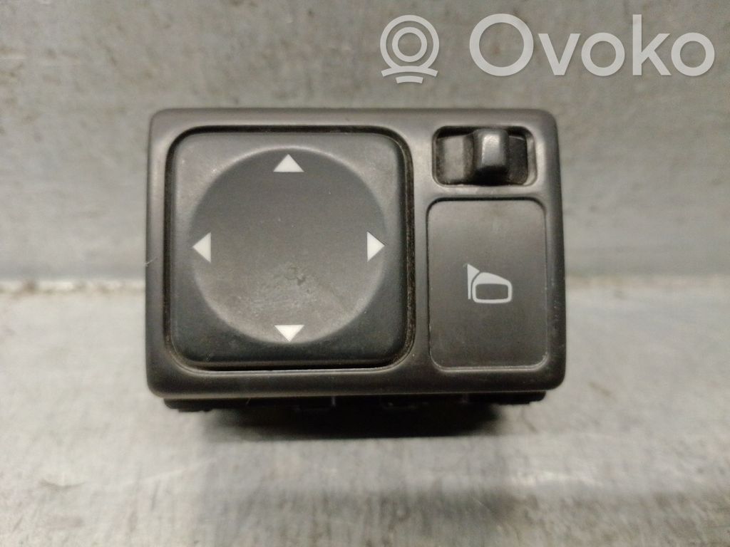 Nissan NV200 Interruptor del espejo lateral 