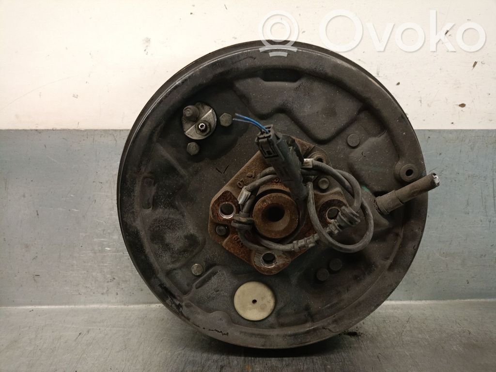 Opel Corsa E Zwrotnica koła tylnego 