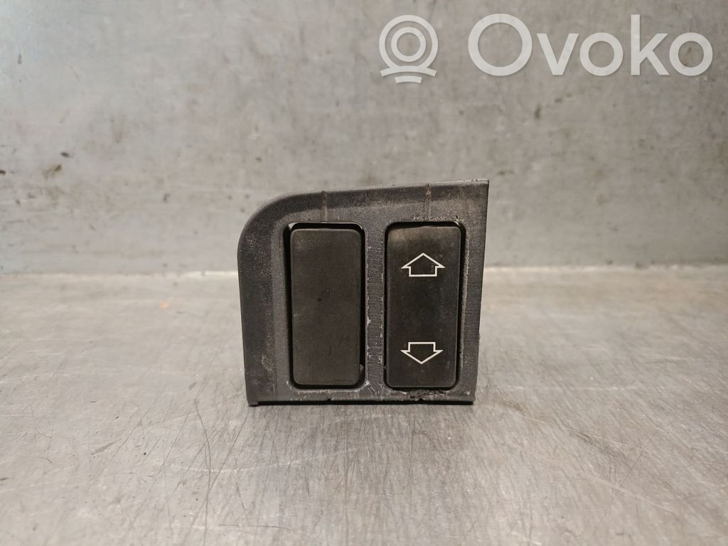Peugeot 205 Electric window control switch 