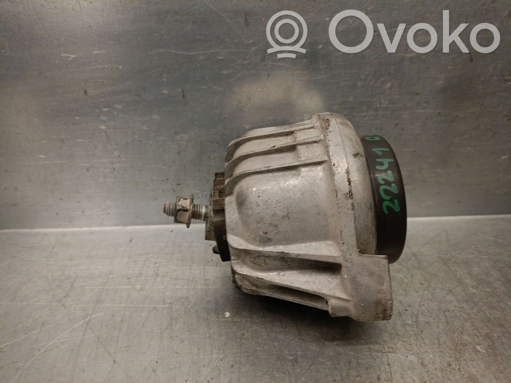 BMW 1 E81 E87 Engine mount bracket 