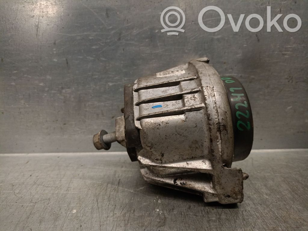 BMW 1 E81 E87 Engine mount bracket 