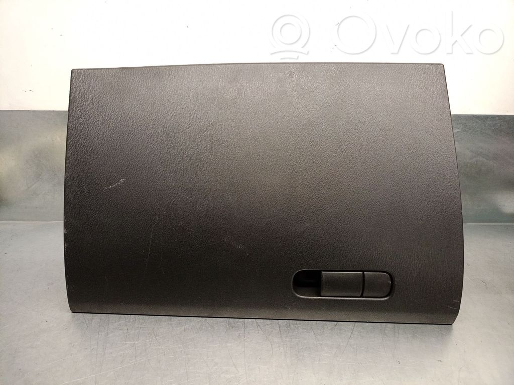 Guantera   KD4564161,KD4564030D02
