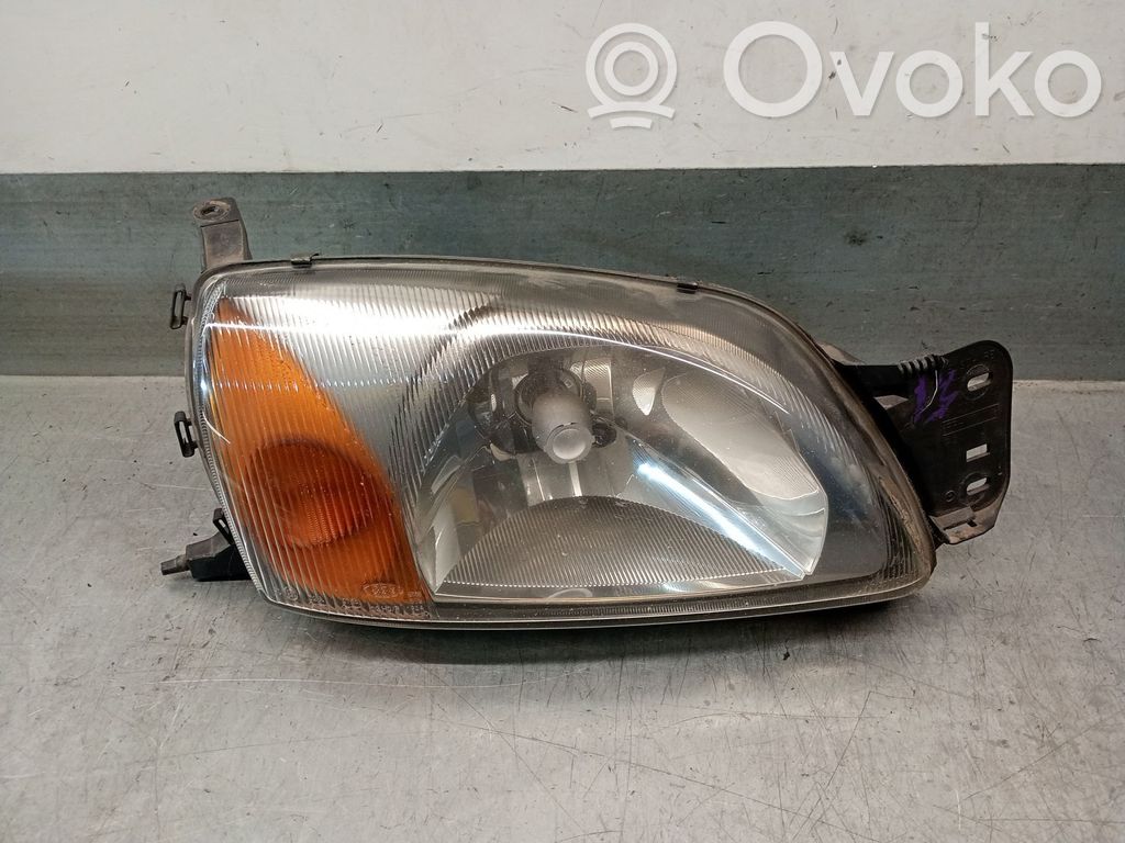 Ford Fiesta Headlight/headlamp 