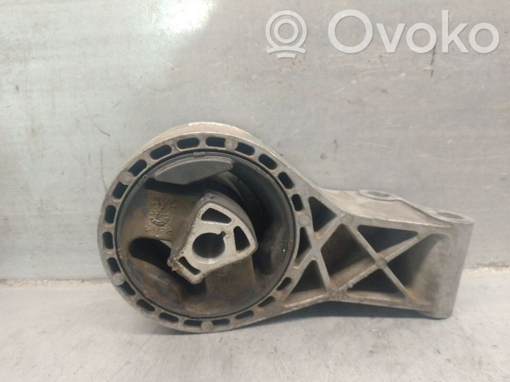 Engine mount bracket   13228305,684620