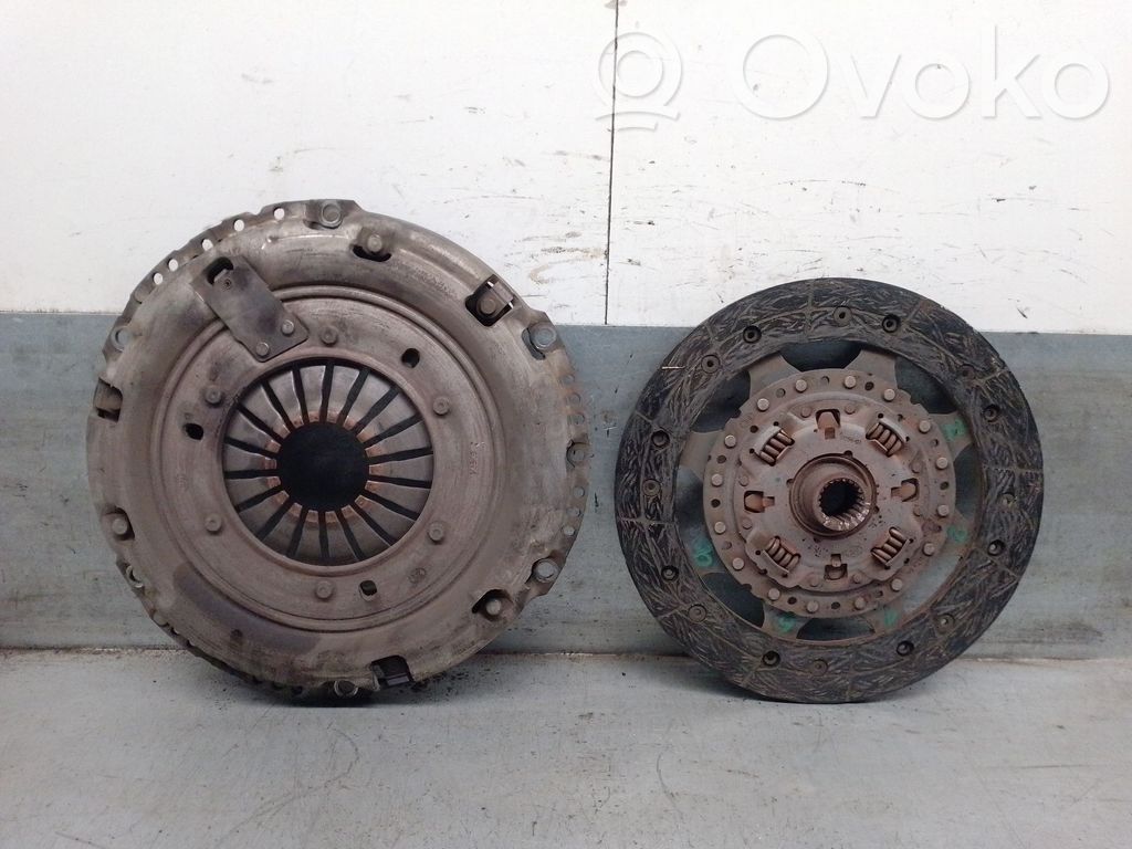 Clutch set kit   9820879880,1650400680,LUK
