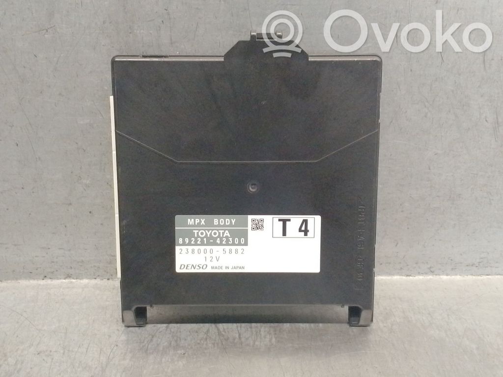 Toyota RAV 4 (XA40) Modul confort 
