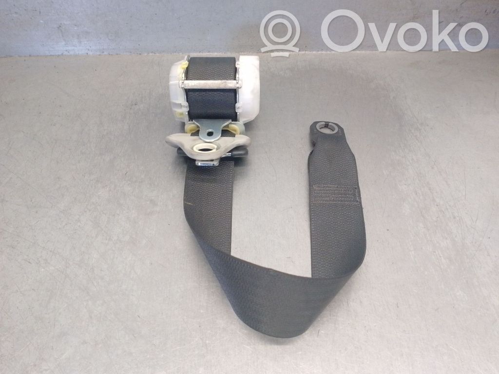Toyota RAV 4 (XA40) Cinturón trasero
