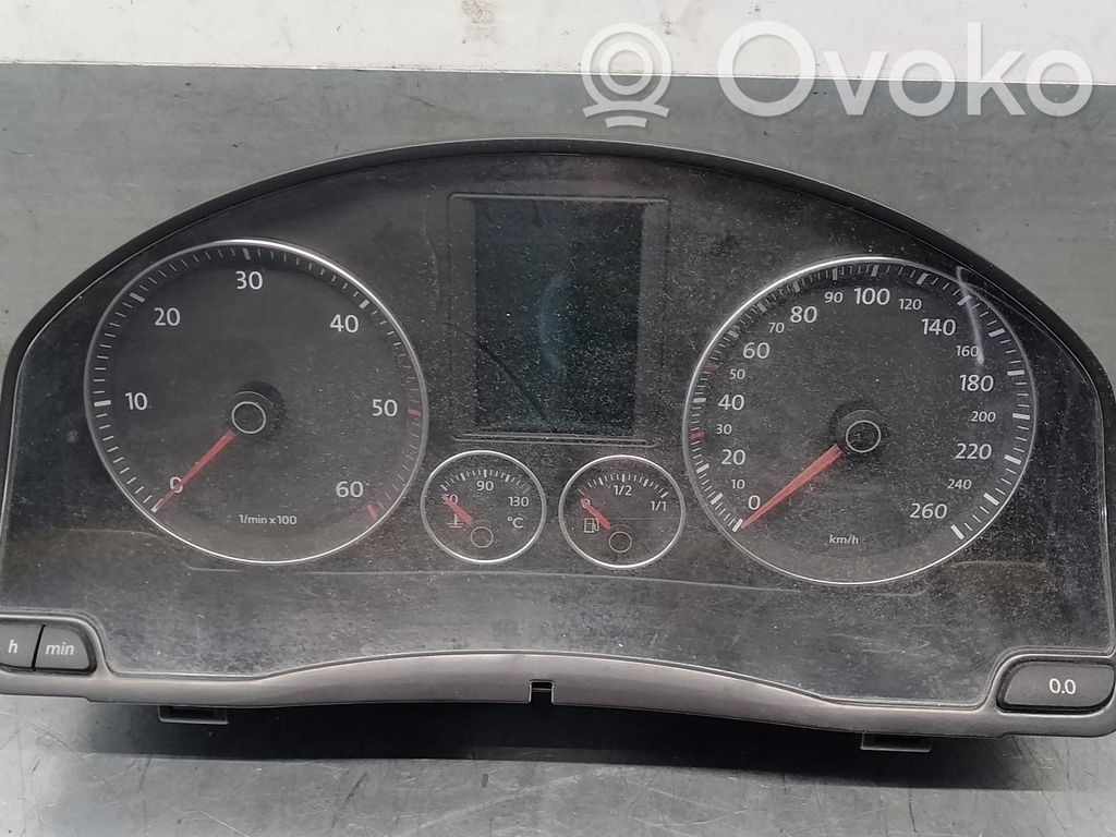 Volkswagen Jetta V Vitezometru (grup de instrumente) 