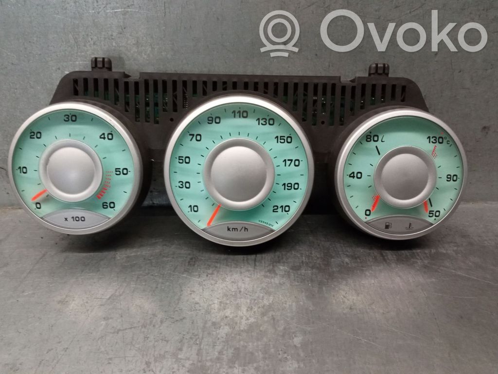 Peugeot 807 Speedometer (instrument cluster) 