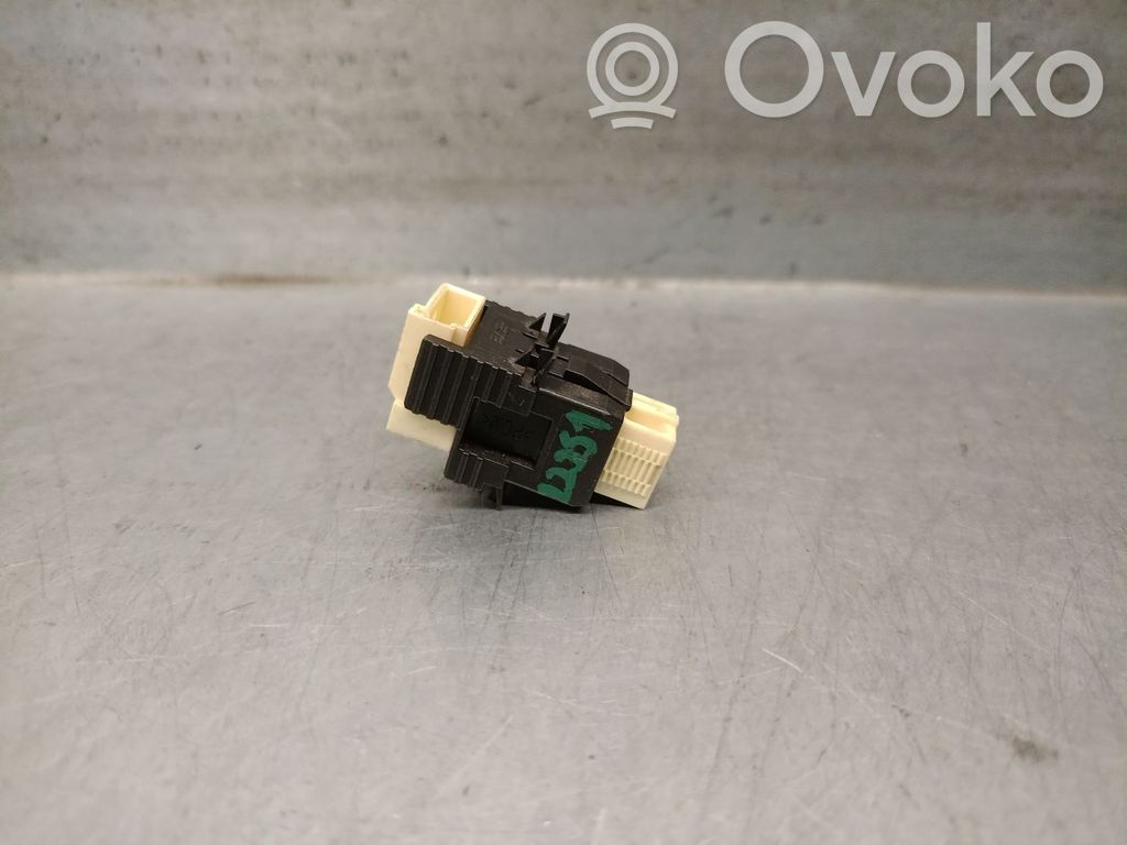 BMW 2 F22 F23 Sensor 