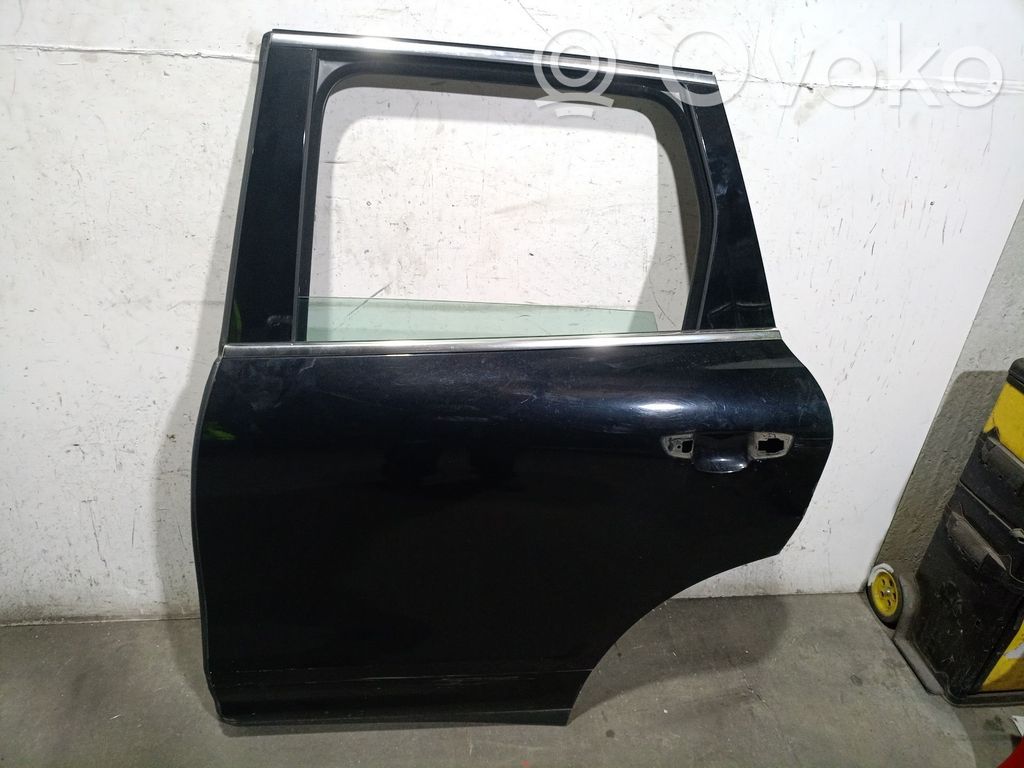 Puerta trasera   95853301100,95853301100