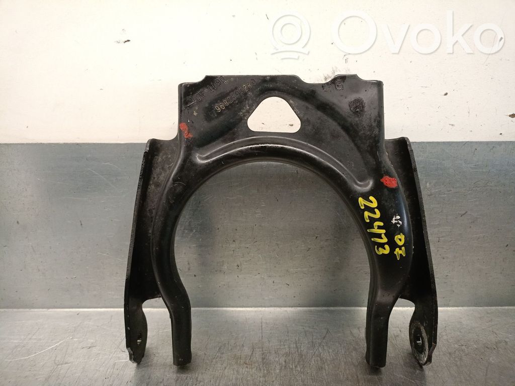 Citroen C5 Front control arm 