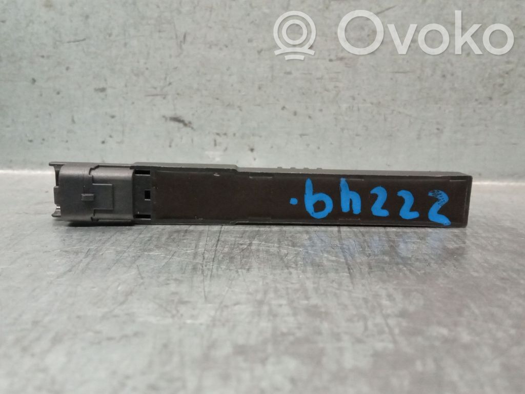 Radion antenni   9672409080,6160F4,S000041349M
