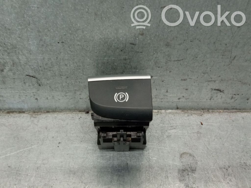 Audi A3 S3 8V Rączka / Dźwignia hamulca ręcznego 