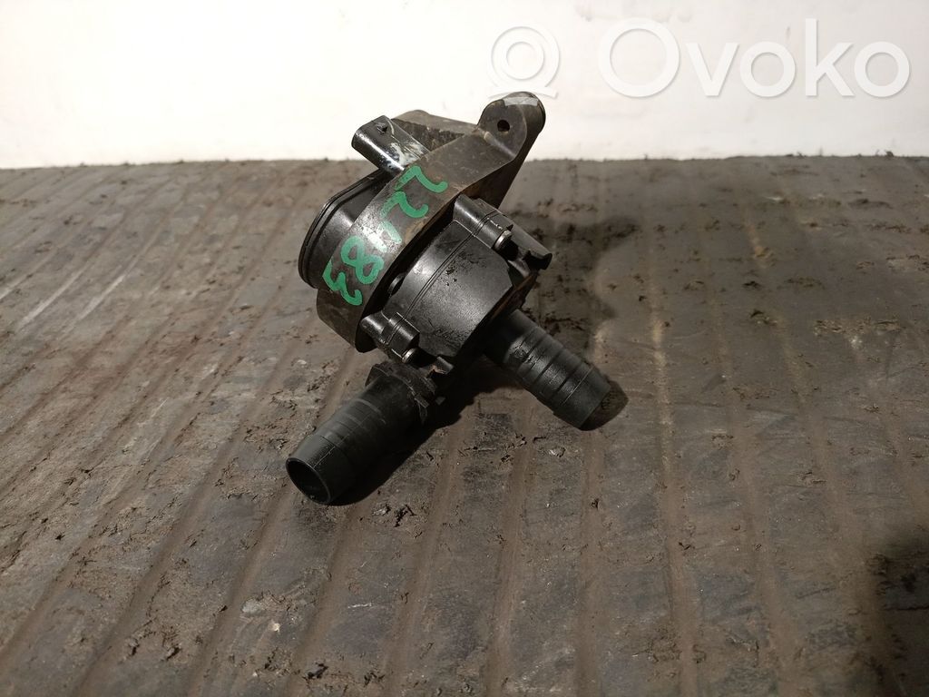 Ford Kuga III Vesipumppu 