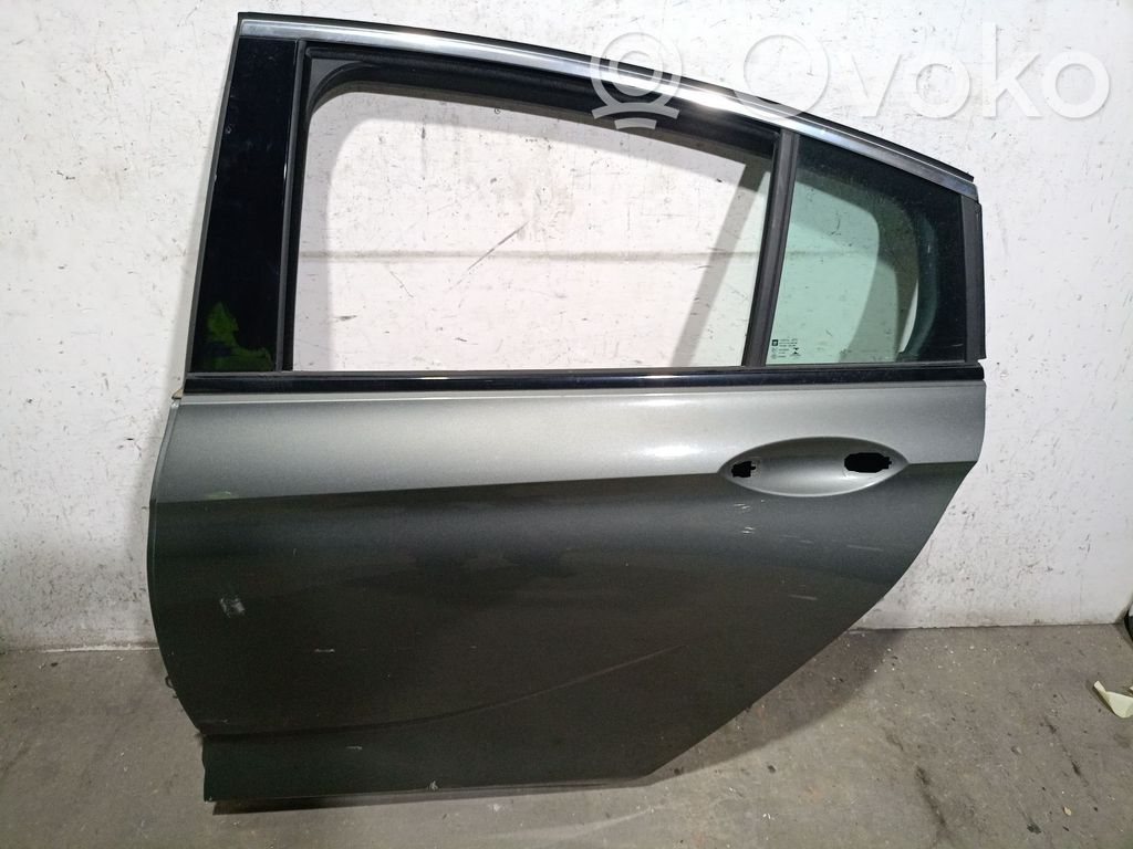 Opel Insignia B Puerta trasera 