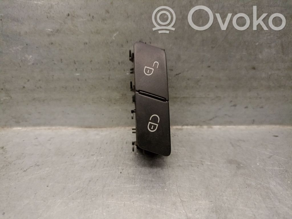 Mercedes-Benz A W176 Interruptor de control multifunción 