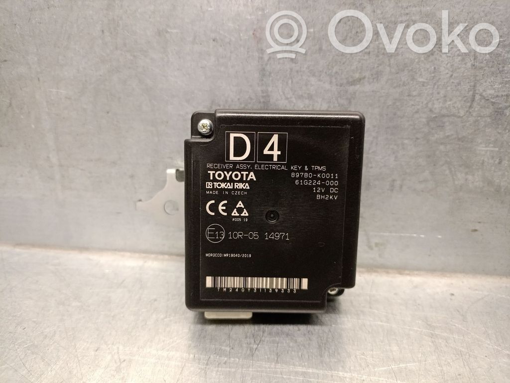 Toyota Yaris Sonstige Steuergeräte / Module 
