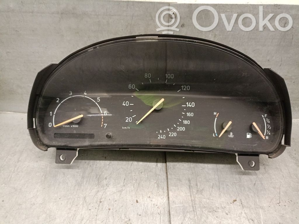 Saab 9-5 Speedometer (instrument cluster) 