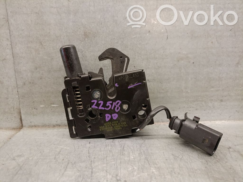 Tie down hook / loop   81A823509A,81A823509A,29012019