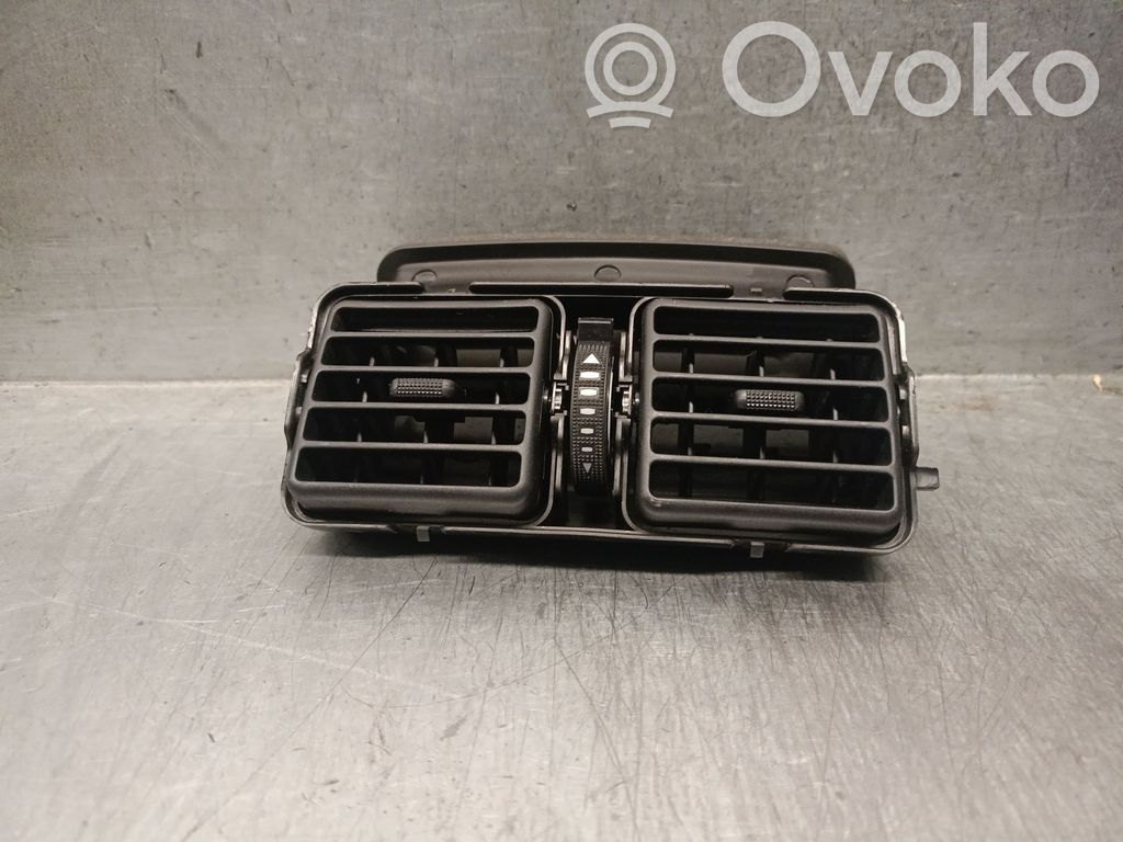Owiewka / Deflektor powietrza szyberdachu   5886048050,5886048050C2