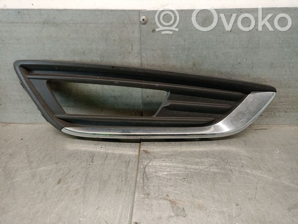 Ford Focus Fender grill 