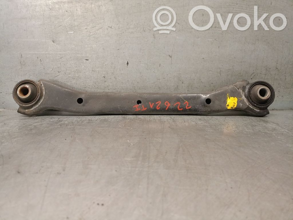 KIA Sportage Braccio di controllo sospensione posteriore