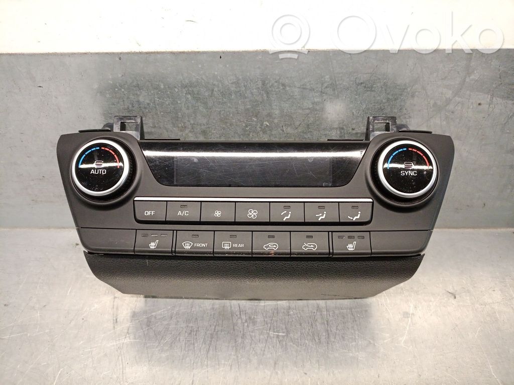 Hyundai Tucson TL Climate control unit 