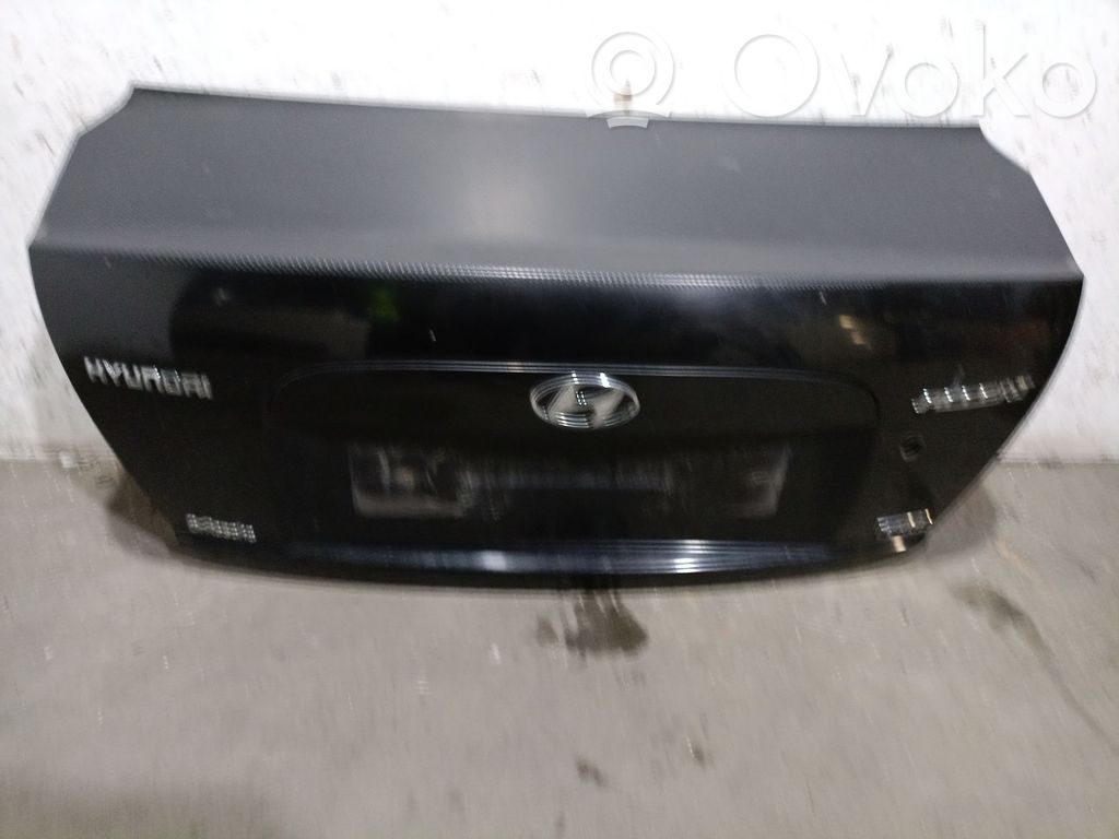 Hyundai Accent Puerta del maletero/compartimento de carga 