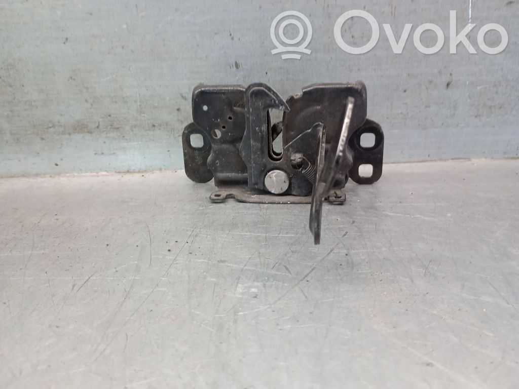 Jeep Compass Tie down hook / loop 